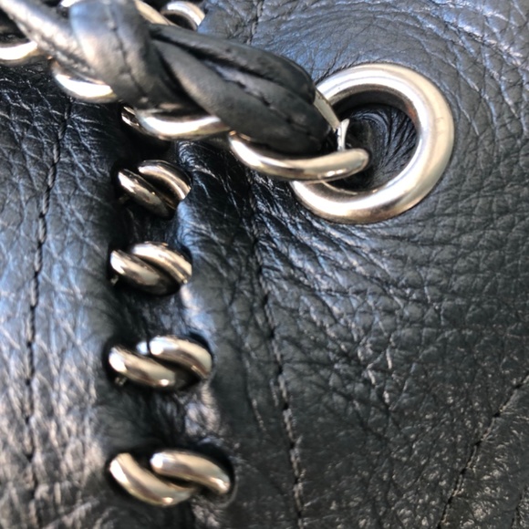 CHANEL BAG GRAY METALLIC CALFSKIN LUXE LIGNE BOWLER MEDIUM - Picture 10 of 15